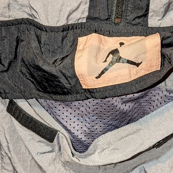 Air Jordan Wings Windwear Anorak - Picture 2 of 6